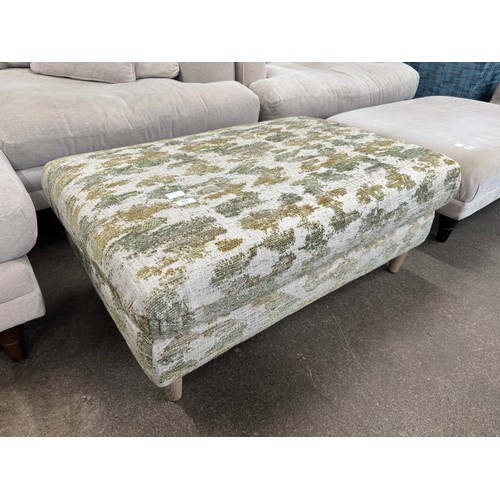 Lot 3127      
