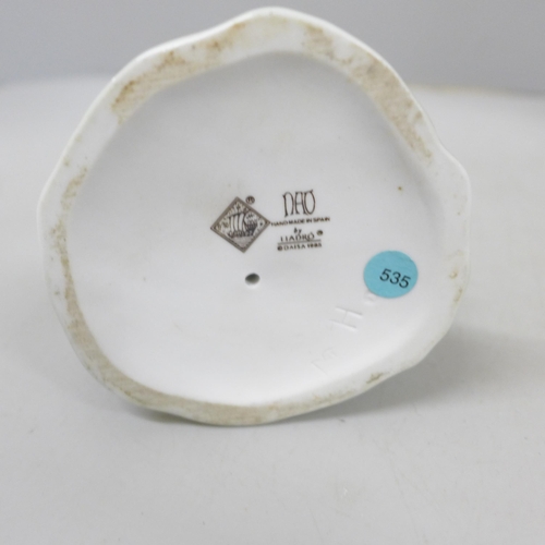 2007 - A large Lladro figure and Nao figure, lady golfers, tallest 36cm, (lacking clubs)  **PLEASE NOTE THI... 