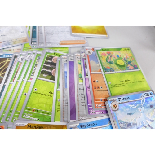 2015 - A collection of over 500 Pokemon cards including rares, Holo and Reverse Holo