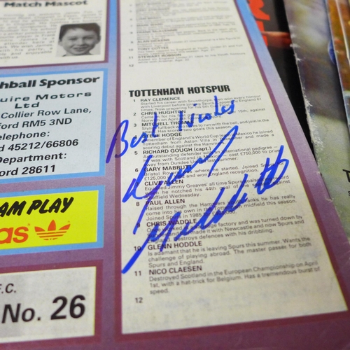 2027 - Football memorabilia; Tottenham Hotspur home and away programmes from the 1960s onwards, including o... 