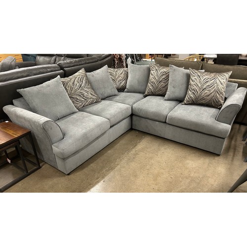 Lot 3054      