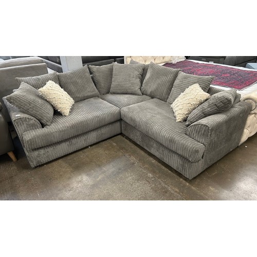 Lot 3112      
