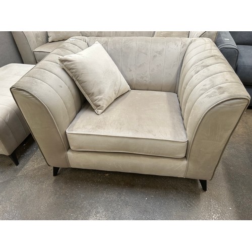 Lot 3119      