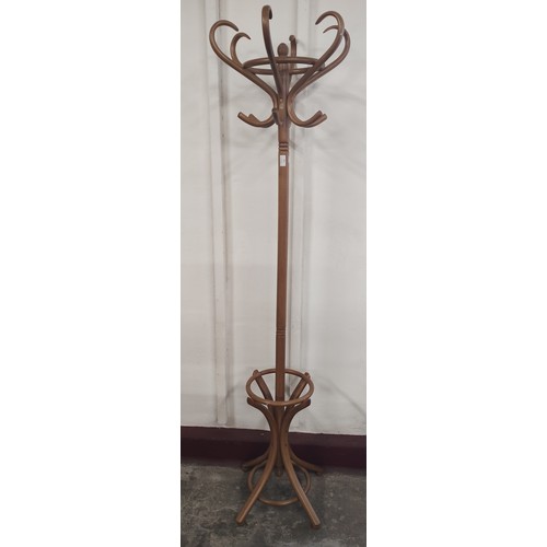 231 - A beech bentwood coat stand