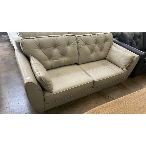 Lot 3166      