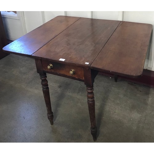 269A - A George IV mahogany Pembroke table