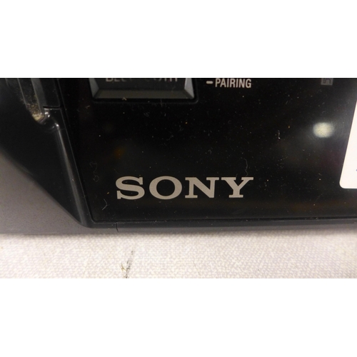 5080 - A Sony model no HCD-Shake33 compact disc receiver/home audio system with a pair of SS-Shake33 speake... 