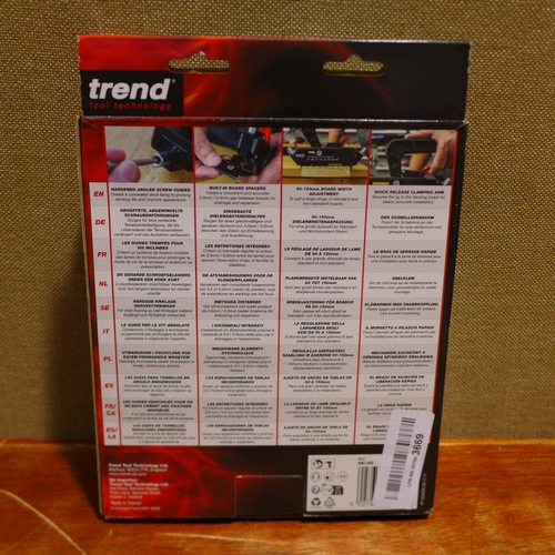 6167 - Trend Concealed Screw Deck Jig, original RRP £41.99 + VAT (AJSAm4-178) *This lot is subject to VAT
