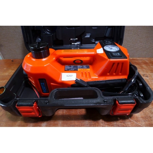 Lot 6207      