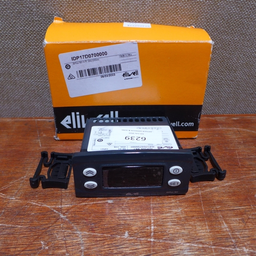 Lot 6239      