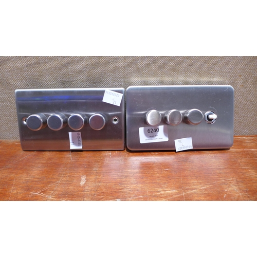 Lot 6240      