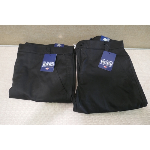 6425 - Two pairs of Lee Cooper workwear trousers, (UK 16/8), original RRP £29.95 + VAT each (AJSAm4-570) *T... 