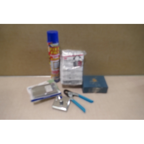6427 - Two boxes of miscellaneous items including expanding foam, Bosch spray, cable, ear muffs, hi-spec sc... 