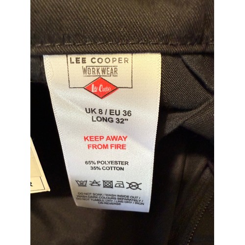 6425 - Two pairs of Lee Cooper workwear trousers, (UK 16/8), original RRP £29.95 + VAT each (AJSAm4-570) *T... 