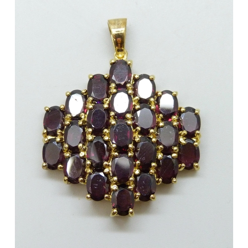 Lot 7013      
