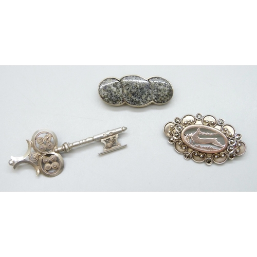 Lot 7055      