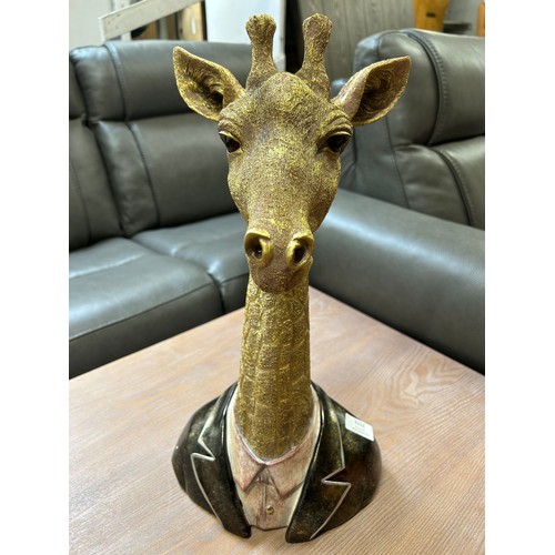 Lot 3015      