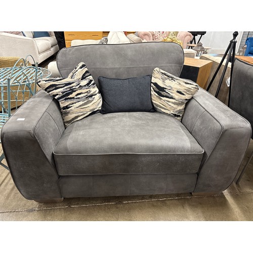 Lot 3021      