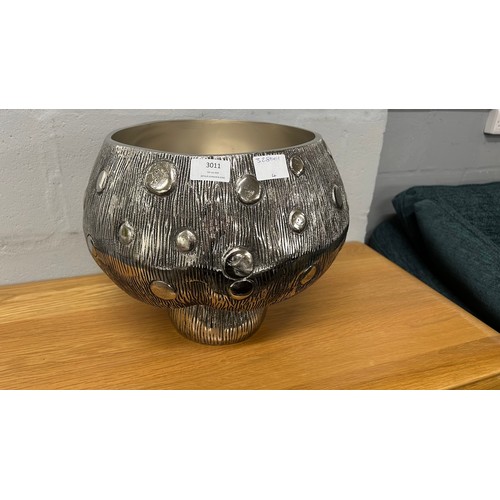 Lot 3026      