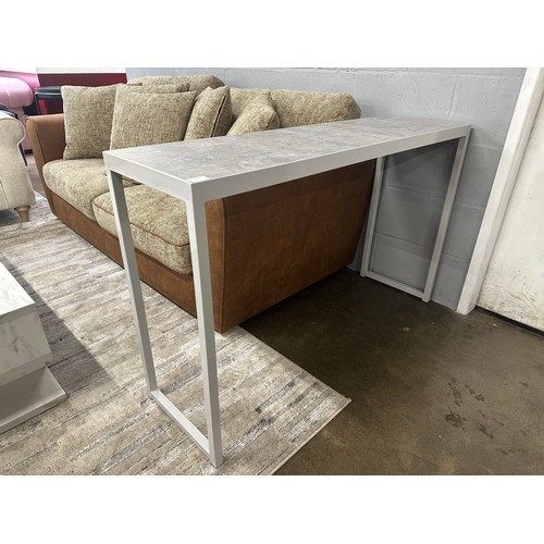 Lot 3129      