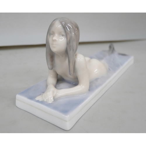 Lot 2022      