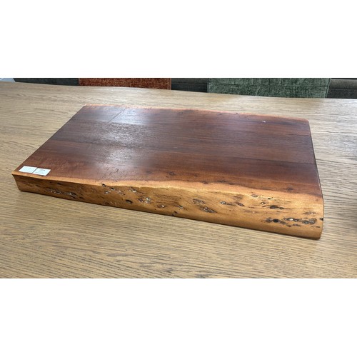 Lot 3054      