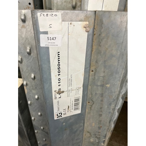 5147 - A quantity of approximately 20 steel lintels, various sizes including 1050mm, 1200mm, 750mm, 1200mm