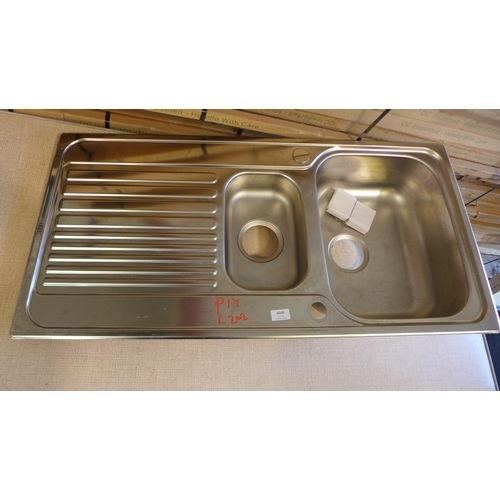 Lot 6049      