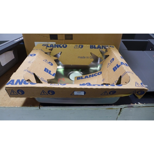 Lot 6062      