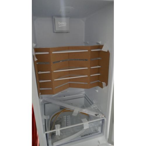 6260 - Beko 70/30 integrated fridge freezer - frost free (505-14) *This lot is subject to VAT