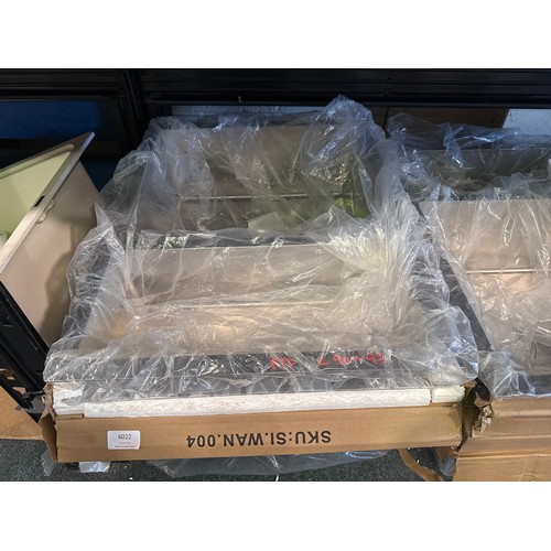 Lot 6022      