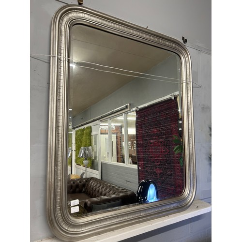 Lot 3011      