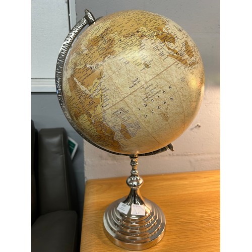 Lot 3039      