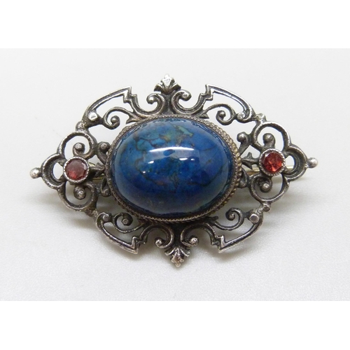 Lot 7057      