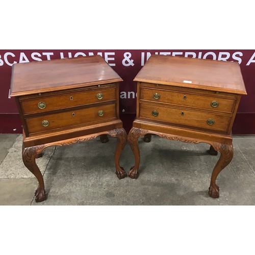 156 - A pair of Chippendale style mahogany two drawer lamp tables