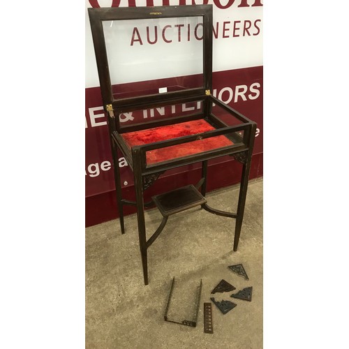 154 - An Edward VII Chippendale Revival carved mahogany bijouterie table