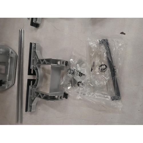 5337 - Two 240v routers *This lot is subject to VAT