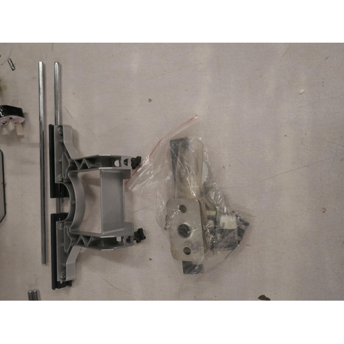 5337 - Two 240v routers *This lot is subject to VAT