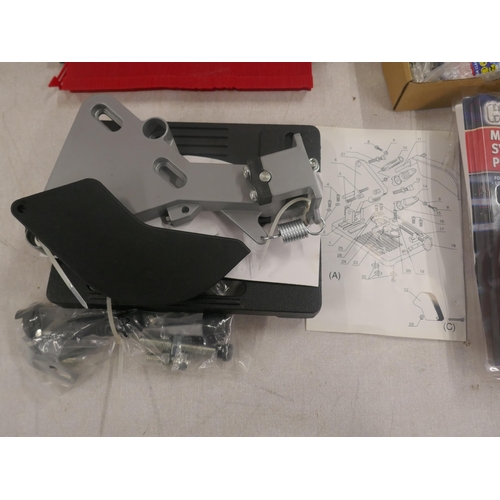 5338 - A selection of assorted tolls including a contour gauge, a Clarke multi function syphon and air pump... 