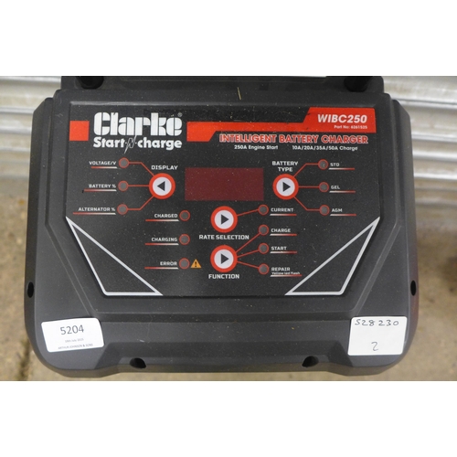 5204 - A Clarke WIBC250 Start N Charge intelligent battery charger