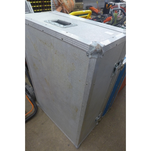 5216 - 2 Aluminium flight cases and a large plastic storage box