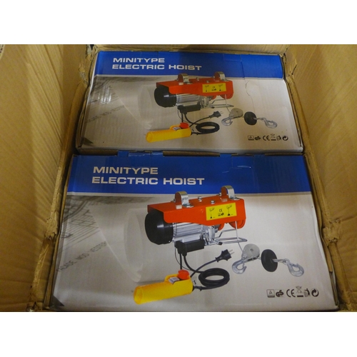 5321 - Two boxed micro electric rope hoists *This lot is subject to VAT