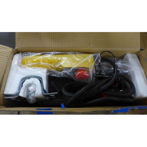 5321 - Two boxed micro electric rope hoists *This lot is subject to VAT