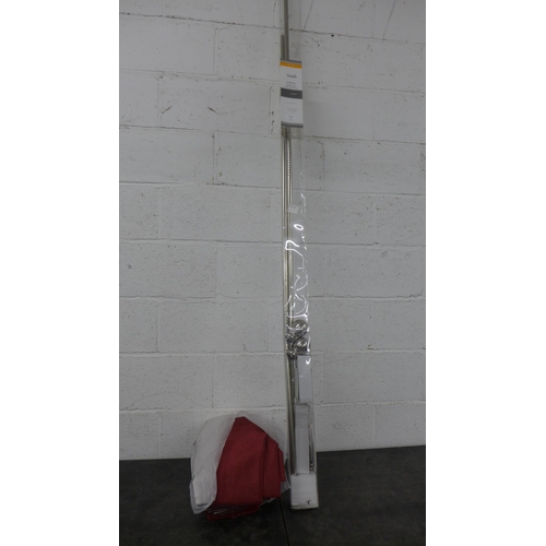 5326 - A bay window curtain pole and fitting and a set of deep red curtains