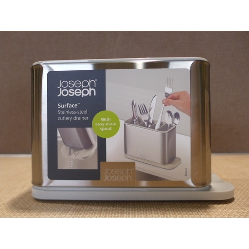 6125 - A box of kitchen items to include Joseph Joseph cutlery holder, kitchen scales, BBQ, etc.  *This lot... 