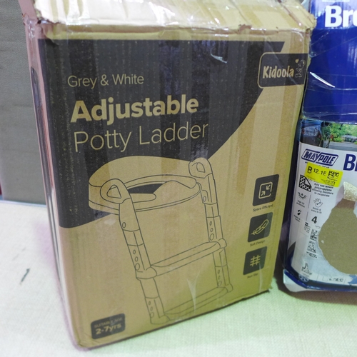 6443 - Maypole car cover and two adjustable potty ladders *This lot is subject to VAT
