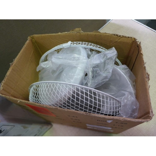 6448 - Five various fan heaters and a Unibond moisture absorber  *This lot is subject to VAT