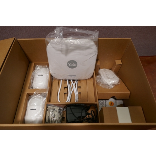 6176 - Yale Smart alarm set  *This lot is subject to VAT