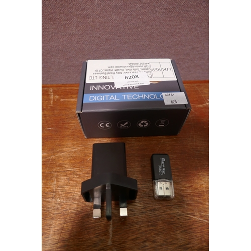Lot 6208      