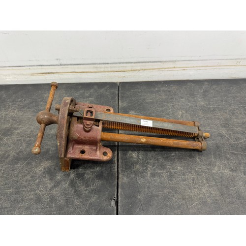 Lot 5029      